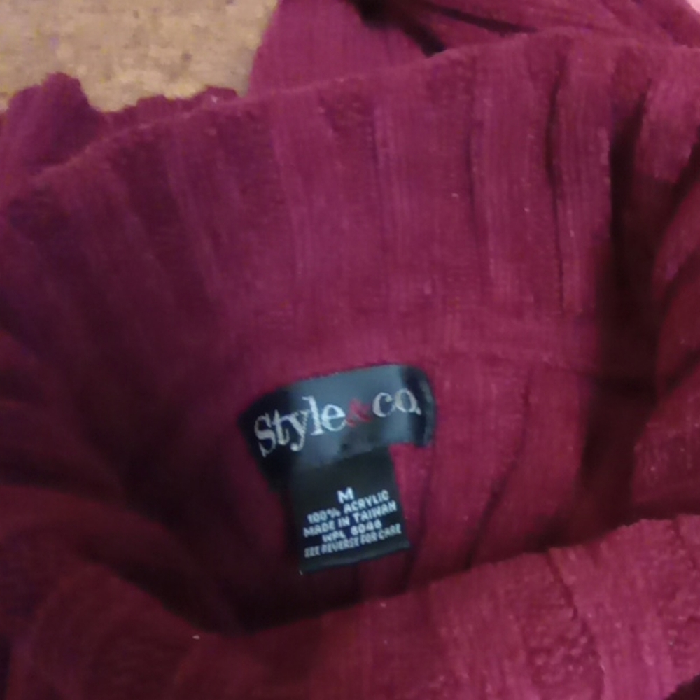Sweater - Picture 3 of 3